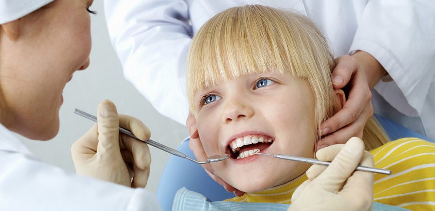 Pulizia denti bambini dal dentista